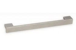 Fogantyú Acara 640mm. nemesacél imitáció
A01126 Fogantyú Acara 640mm. nemesacél imitáció
A01126